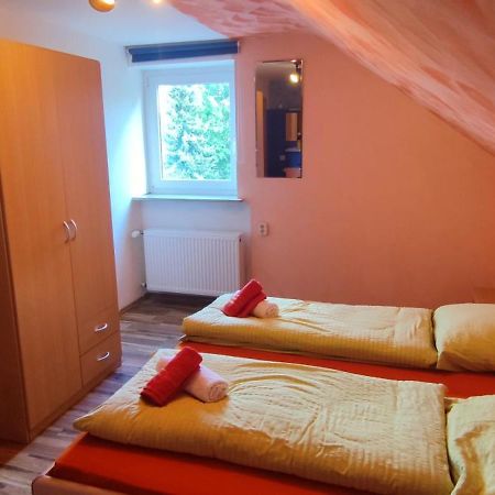 Alb Rooms, Zimmer Auf Der Schwaebischen Alb Oberlenningen Εξωτερικό φωτογραφία