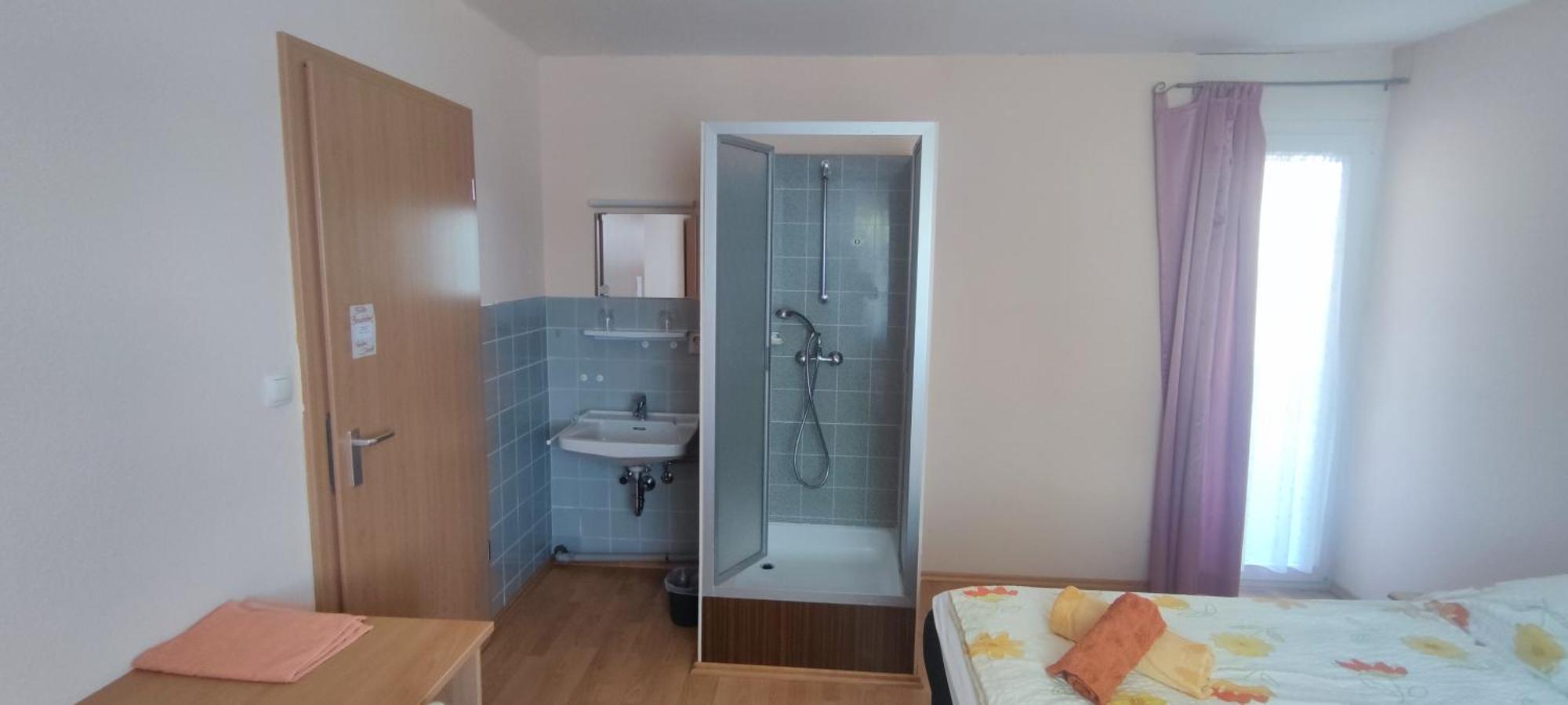 Alb Rooms, Zimmer Auf Der Schwaebischen Alb Oberlenningen Εξωτερικό φωτογραφία