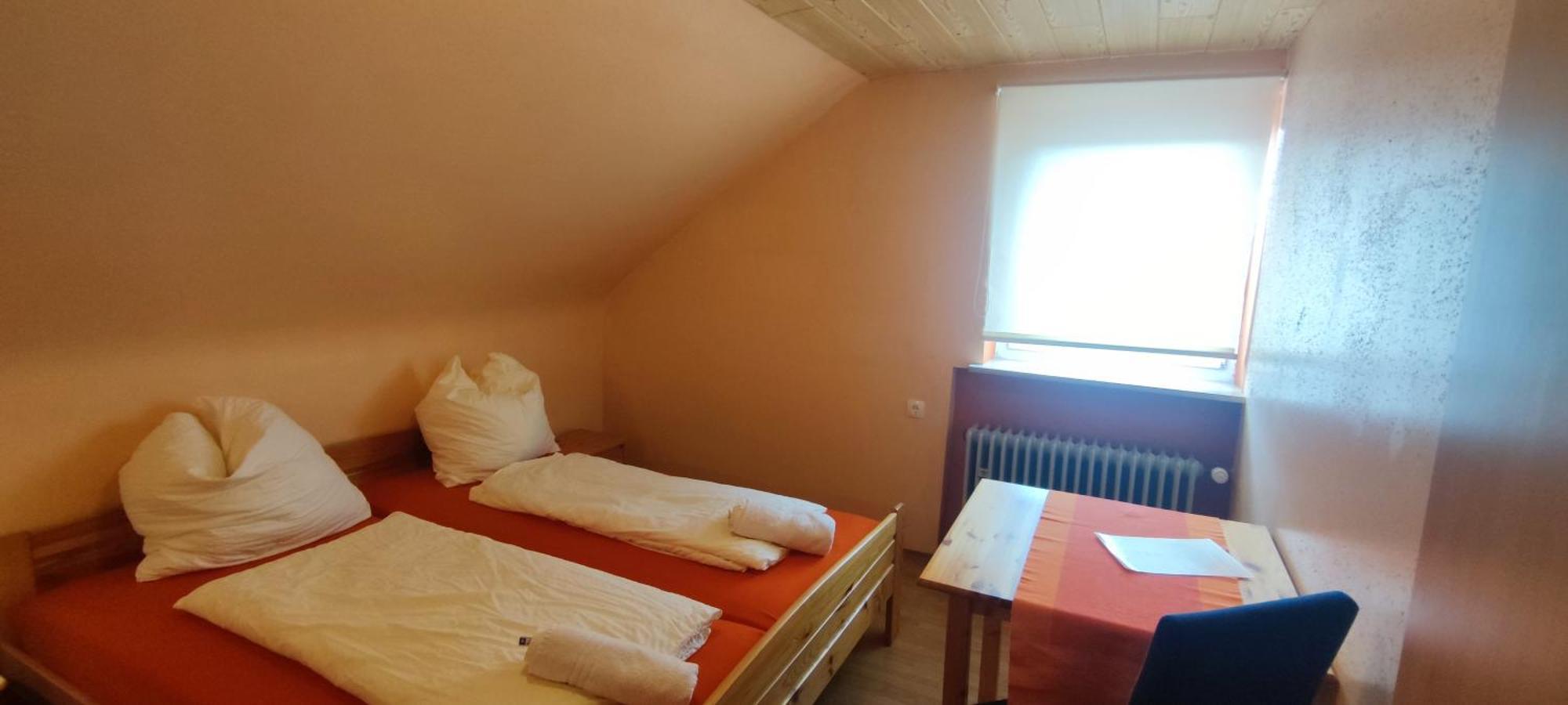 Alb Rooms, Zimmer Auf Der Schwaebischen Alb Oberlenningen Εξωτερικό φωτογραφία